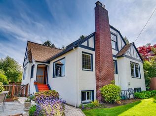 8825 17th Ave NE, Seattle, WA 98115