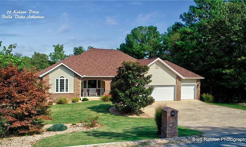 1st image of 28 Kelaen Dr
