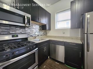 1941 W 21st Pl #1F, Chicago, IL 60608