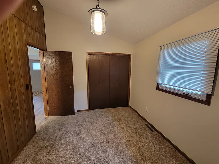 1320 N Jefferson St — Photo 12