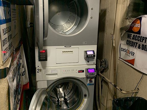 5th image of 145 E 17th St APT A3