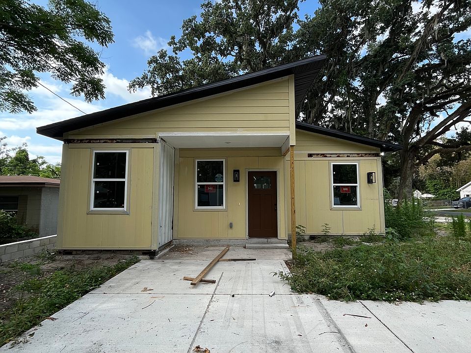1st image of 1042 36th St