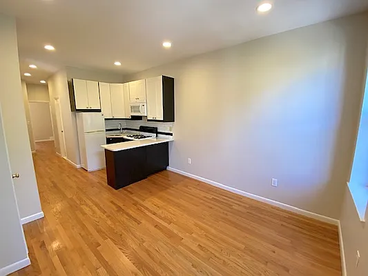 Rented by Highline Residential | media 6