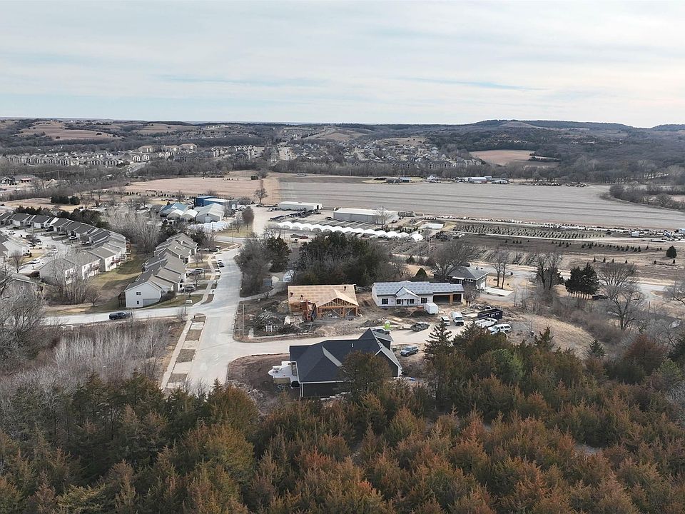 1st image of 5409 Lansdowne Cir