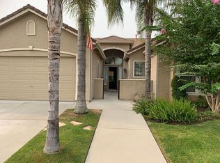 3044 Rall Ave, Clovis, CA 93619