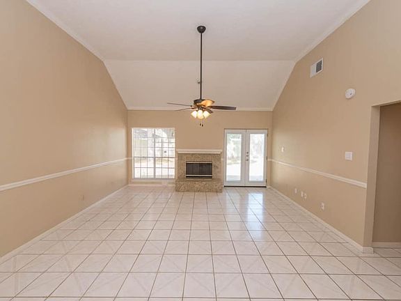4th image of 8630 Plum Lake Dr