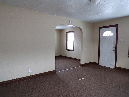 4th image of 2789 Monroe Ave #1