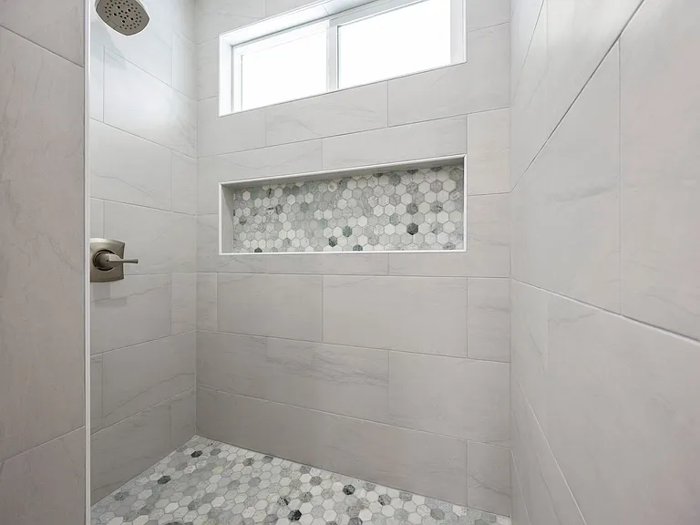 549 Pauku St — Photo 23