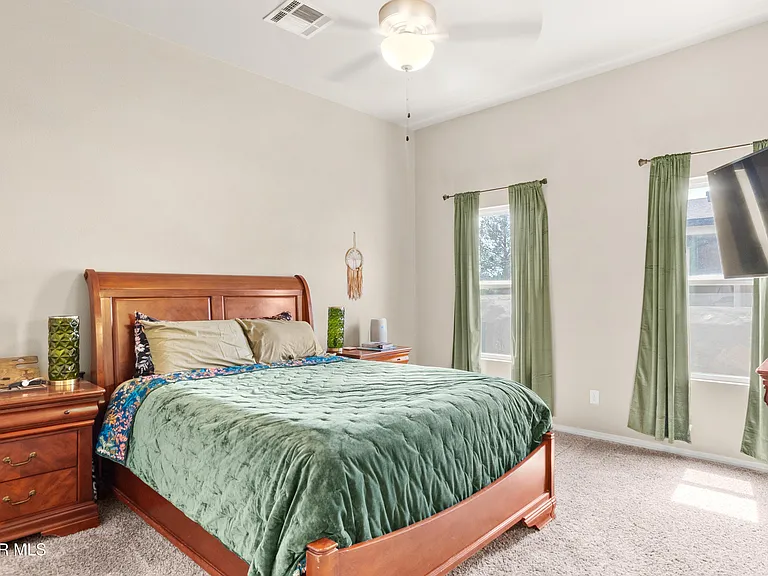 12061 Hidden Gardens Pl — Photo 18