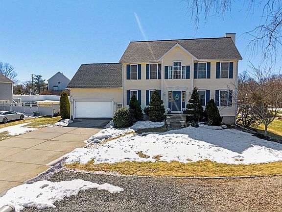 2nd image of 485 Whetstone Hill Rd