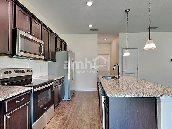 4th image of 6608 Hidden Rose Pl
