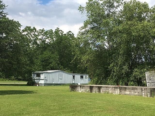 2nd image of 10 McCumbers St