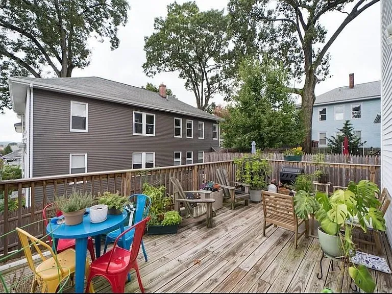 31 Blodgett Ave — Photo 25
