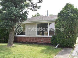 7939 Mason Ave, Burbank, IL 60459