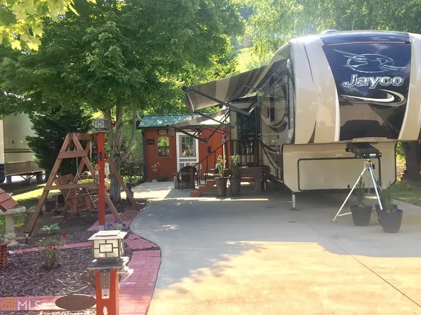 90 Natures Ln, Blairsville, GA 30512