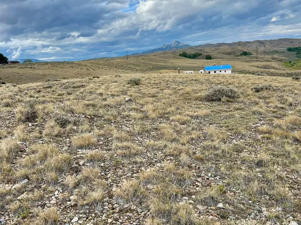 37 Quarter Horse Ln, Cody, WY 82414