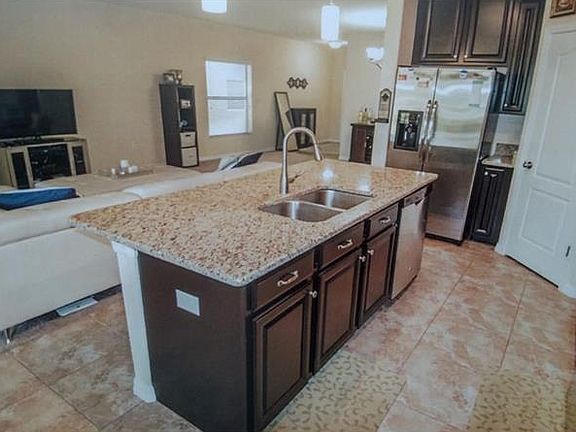 4th image of 1219 Ballard Green Pl