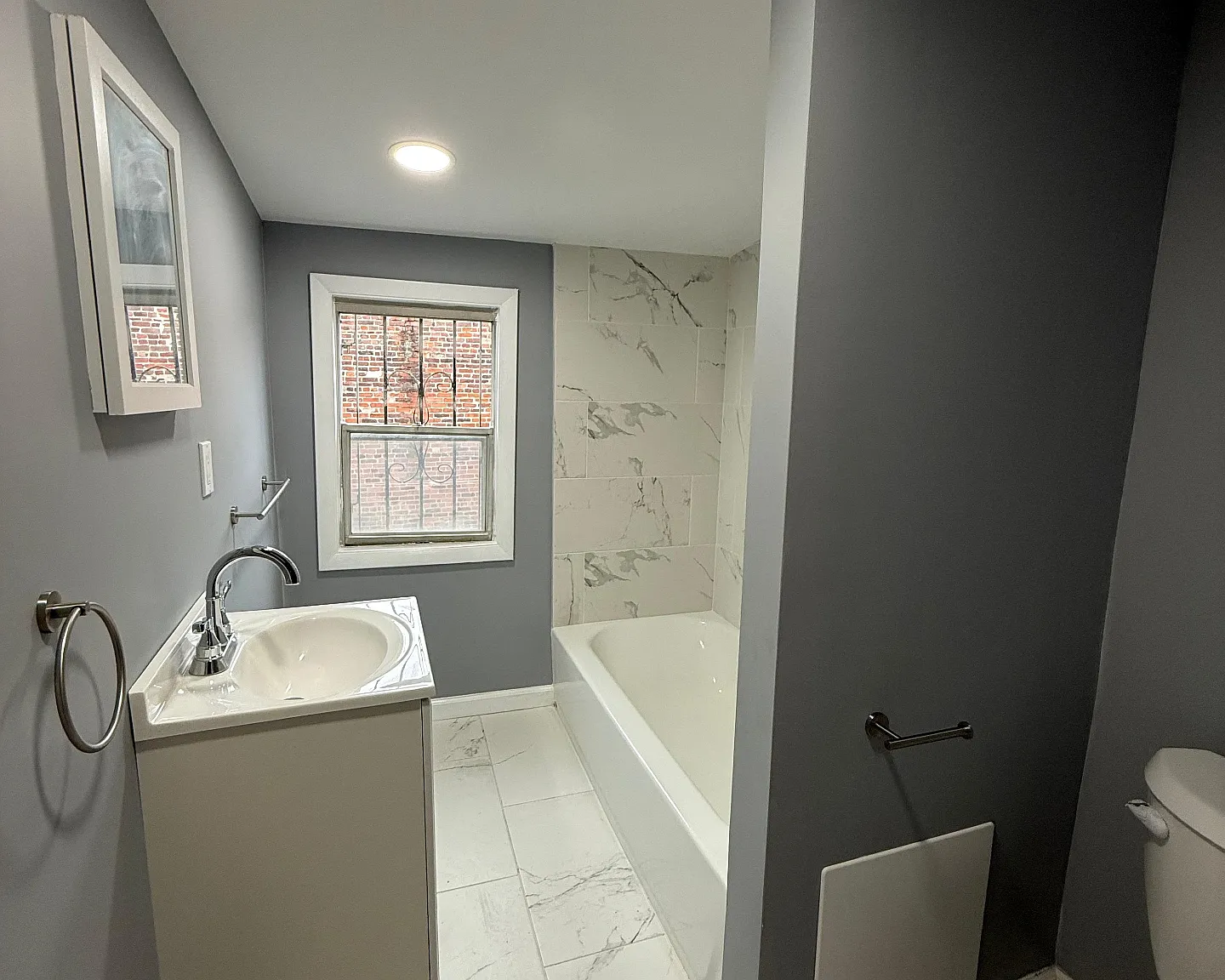 2 bed, 1.5 bath, 1150 sqft, $1,600 — Photo 4