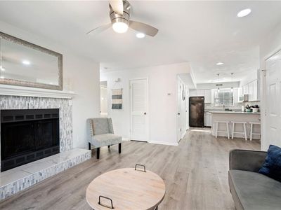 9601 9th View St APT 102, Norfolk, VA, 23503