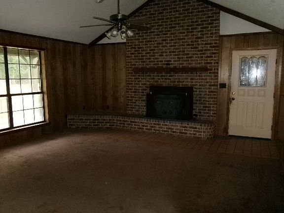 4th image of 175 Mill Creek Dr