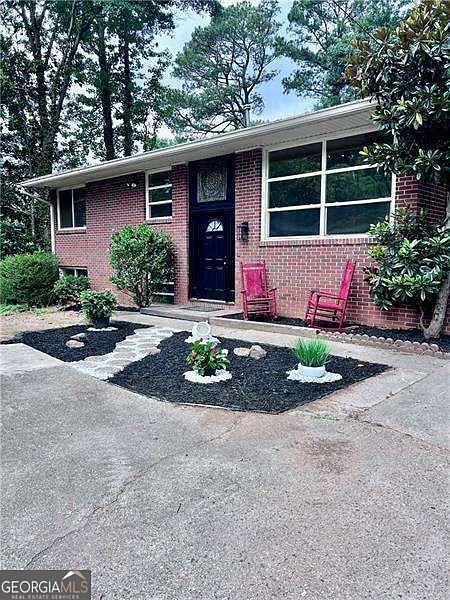 1st image of 2600 Benson Poole Rd SE
