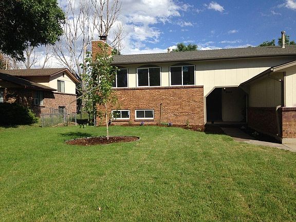 side by side duplex, each side has it's own private garage
