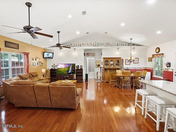 3rd image of 6548 TINA Street