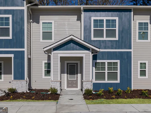 202 Rooker Dr, Lagrange, GA 30241