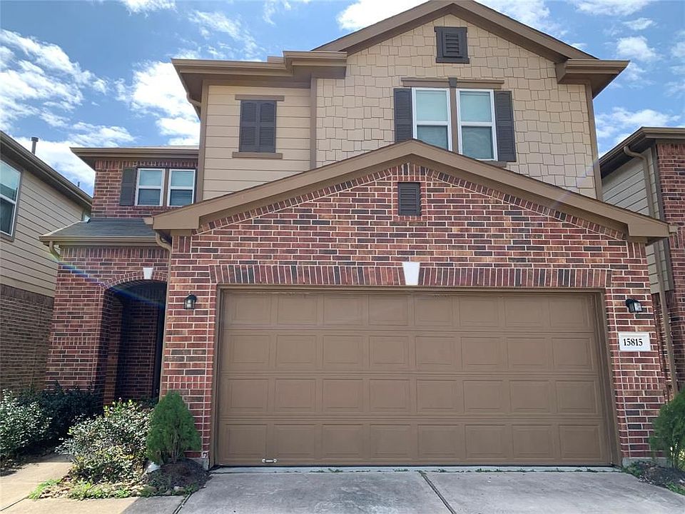 1st image of 15815 Copper Oak Ln
