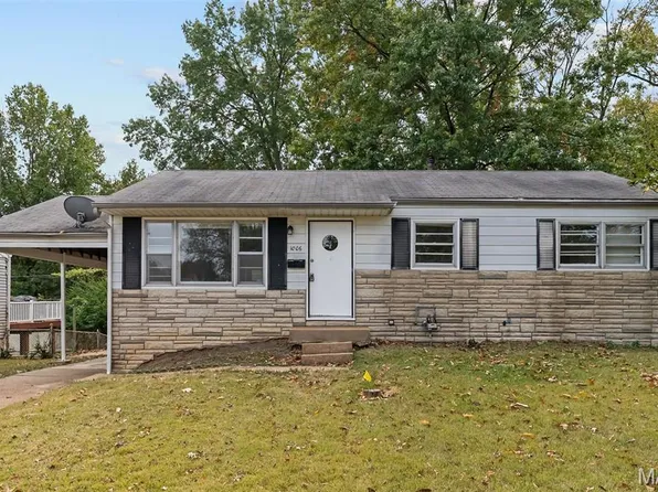 1006 Highmont Dr, Saint Louis, MO 63135
