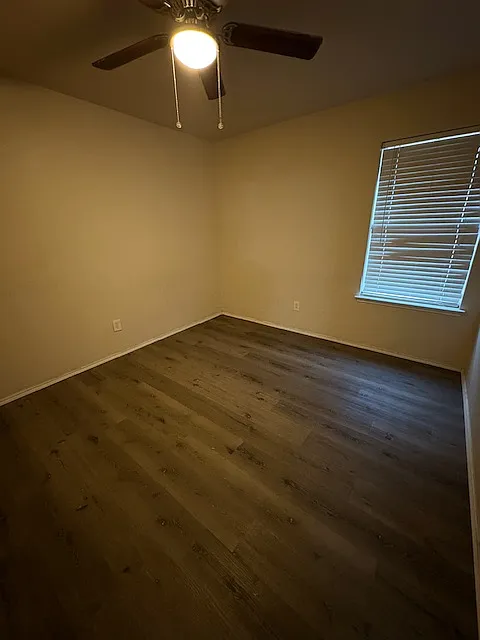 3 bed, 1877 sqft, $2,200 — Photo 1