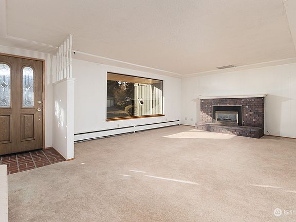 3rd image of 1813 N Frace Street