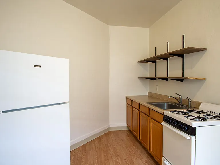 2044 N Kilpatrick St #313 — Photo 8