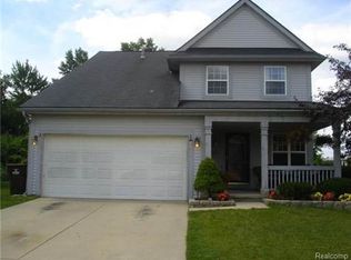 1937 Savannah Ln, Ypsilanti, MI 48198