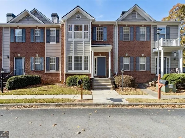 5972 Eagle Tiff Ln, Sugar Hill, GA 30518