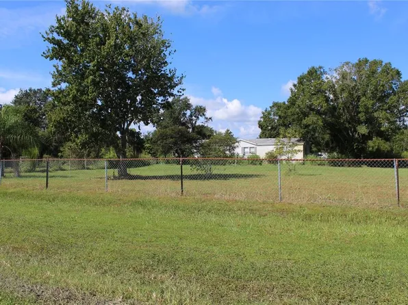 6715 Gator Ranch St, Plant City, FL 33565