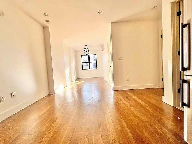 826 Saint Johns Pl #3B — Photo 3