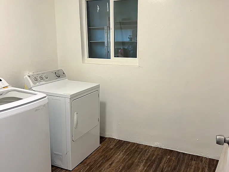 585 Valle Vista Dr #9152017595 — Photo 9