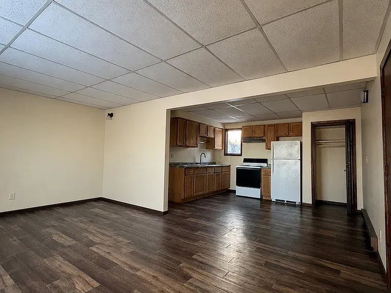 515 E Park Ave — Photo 1