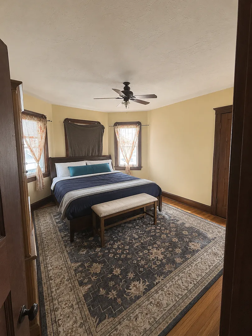40 Adams St. — Photo 1