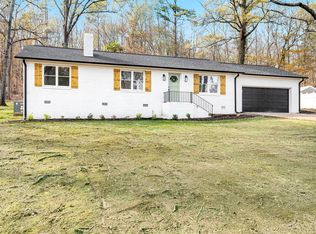 325 Hillcrest Dr, Harrisburg, NC 28075