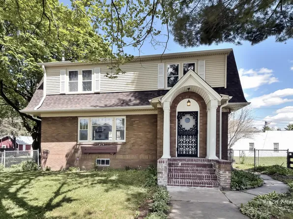 11110 Us Route 20, Garden Prairie, IL 61038