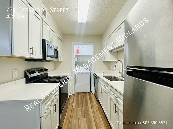 4th image of 721 Deerwood St APT D