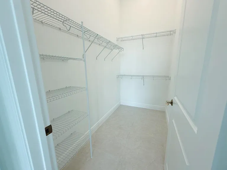 5066 Lido Key Ln — Photo 17