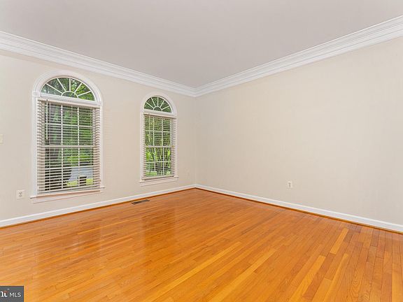 5th image of 7412 Kallenburg Ct