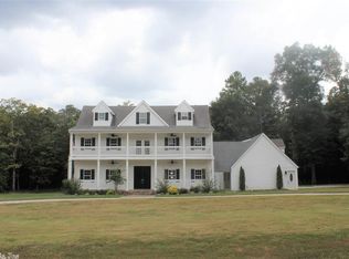 230 Valley Creek Dr, Cabot, AR 72023