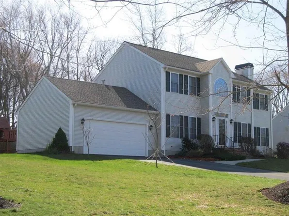 15 River View Rd, Narragansett, RI 02882