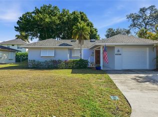2500 10th St N, Naples, FL 34103