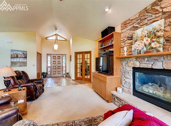 5th image of 1140 Windflower Ln