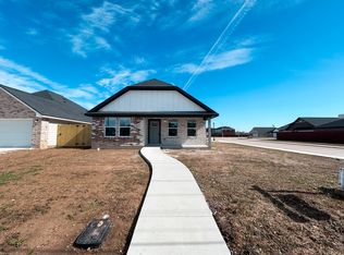 2810 Saint Helena St, Beaumont, TX 77703